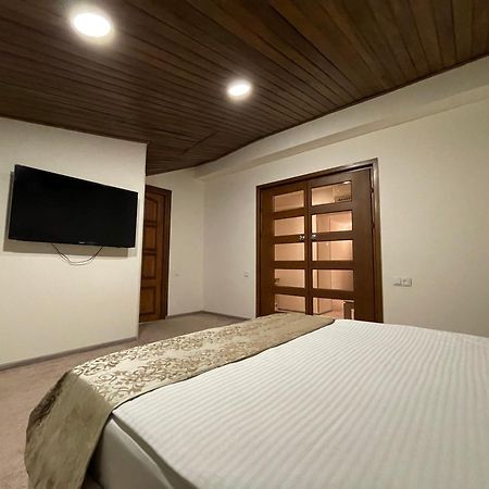 Delin Hotel And Tours Erevan Exterior foto