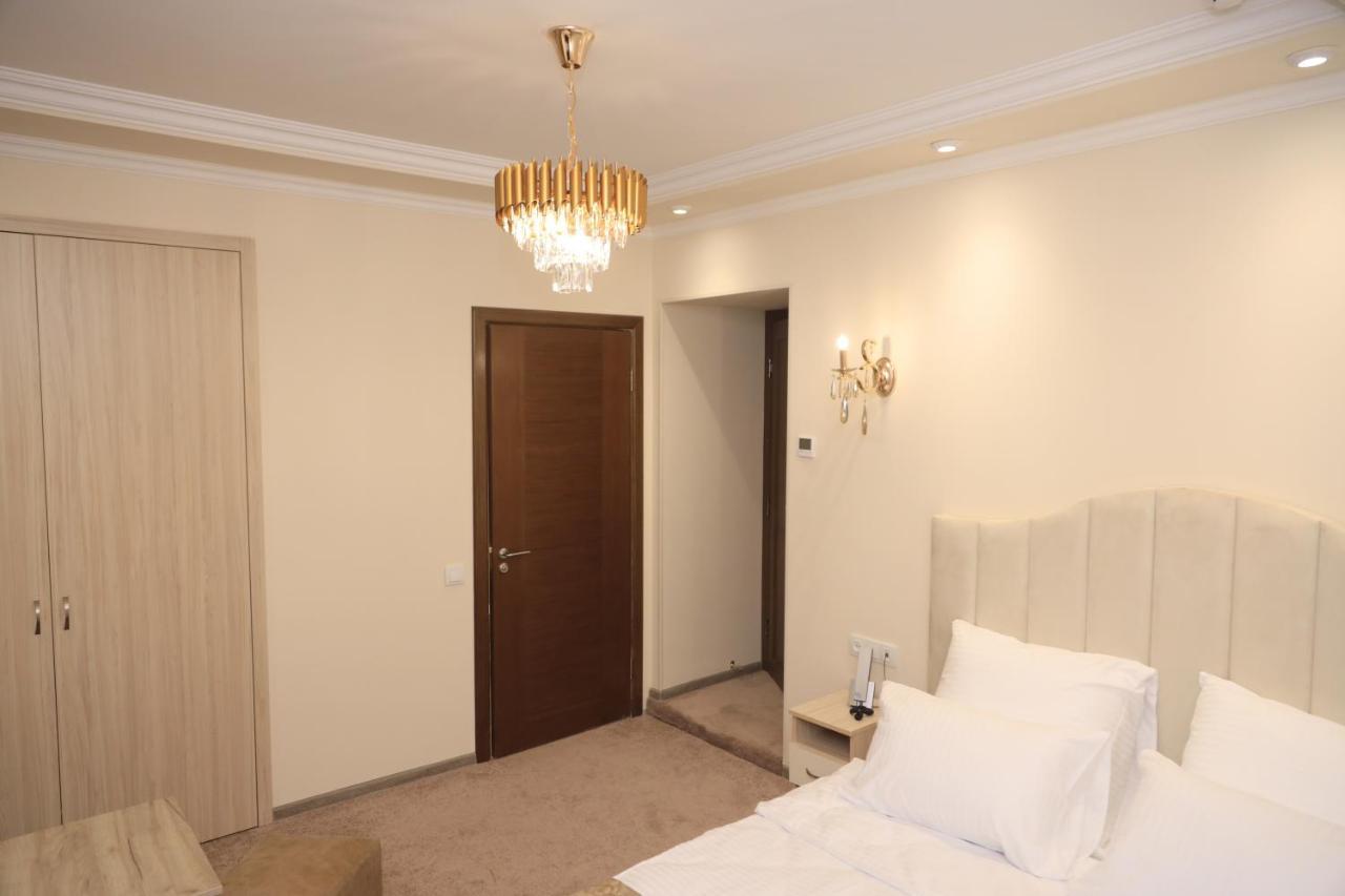 Delin Hotel And Tours Erevan Exterior foto