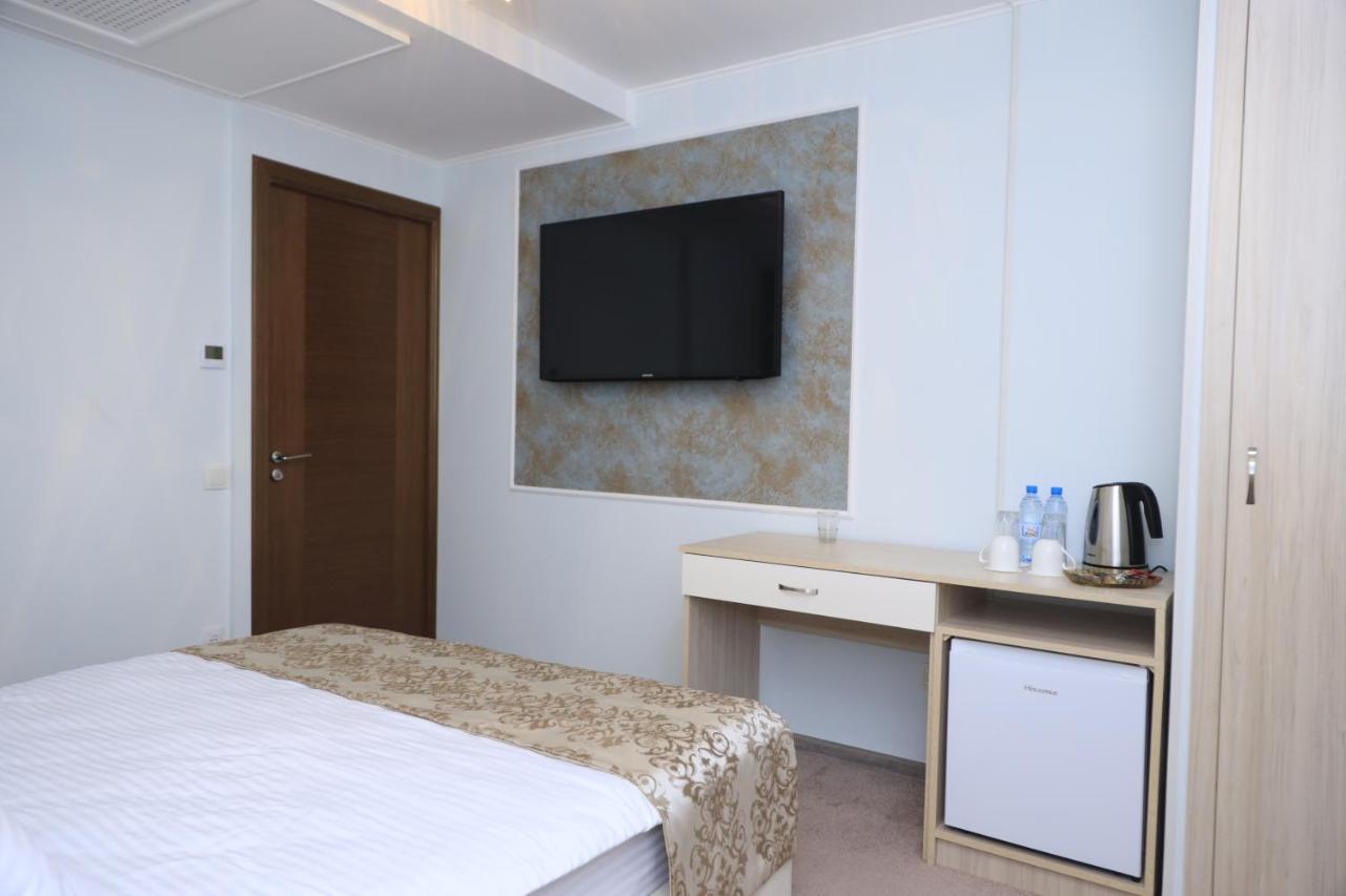 Delin Hotel And Tours Erevan Exterior foto