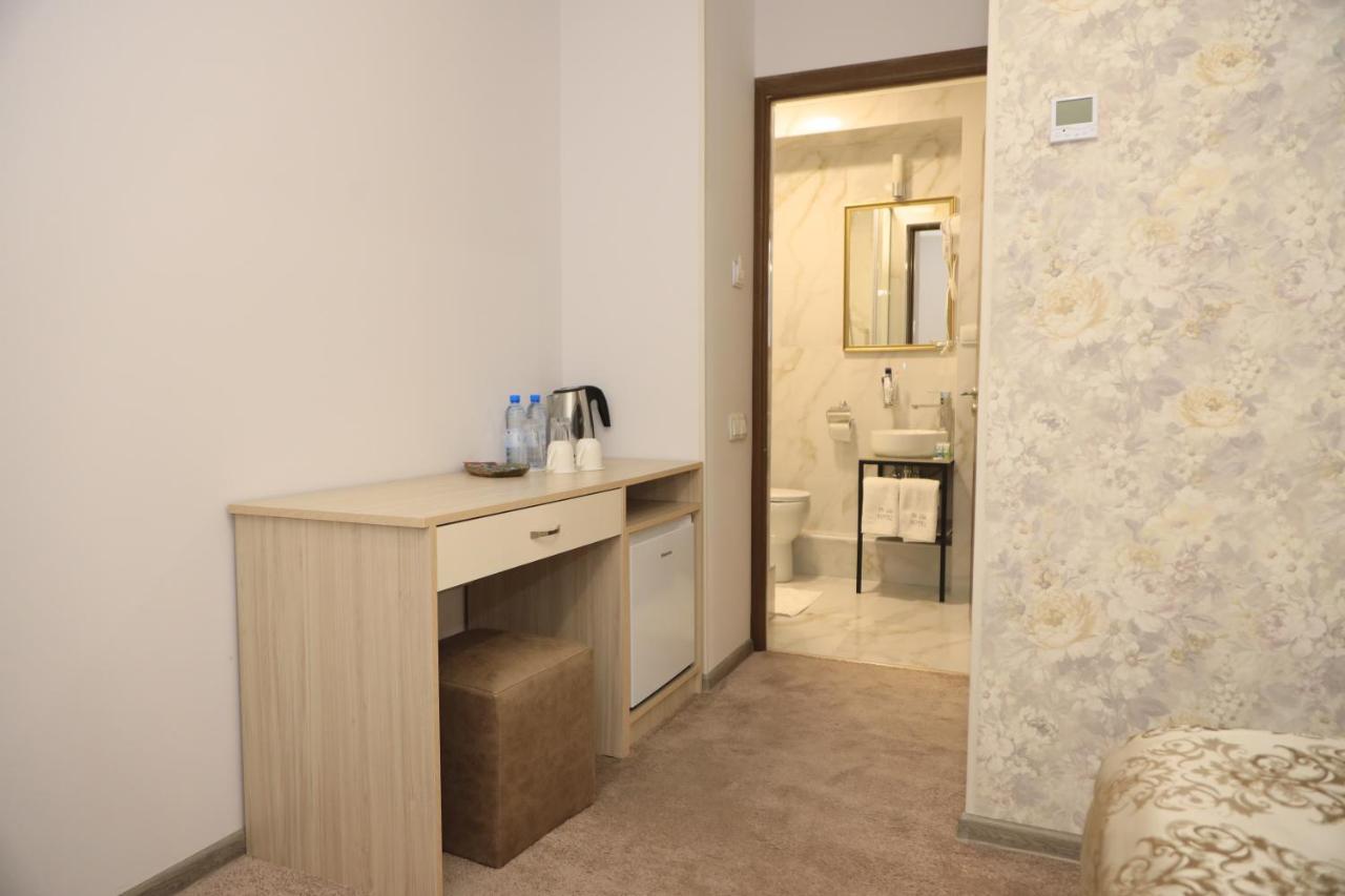 Delin Hotel And Tours Erevan Exterior foto