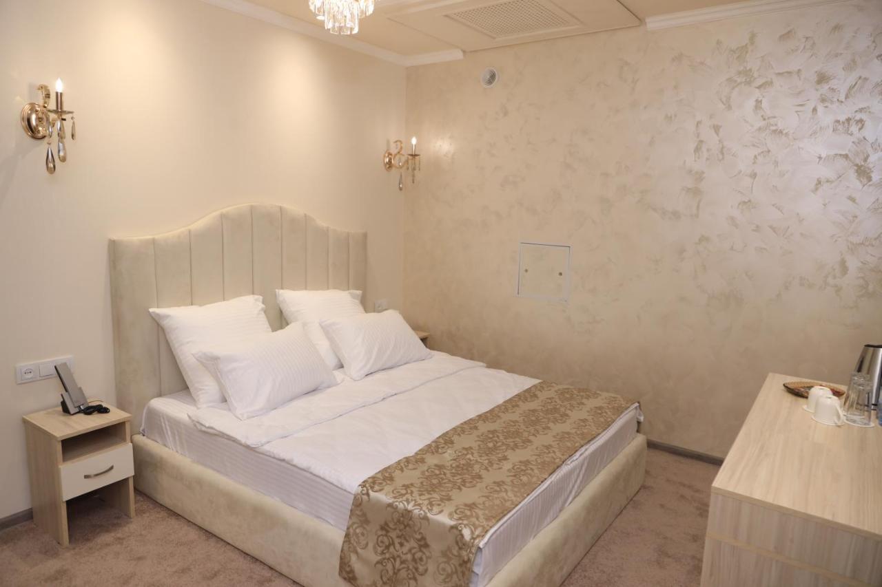 Delin Hotel And Tours Erevan Exterior foto