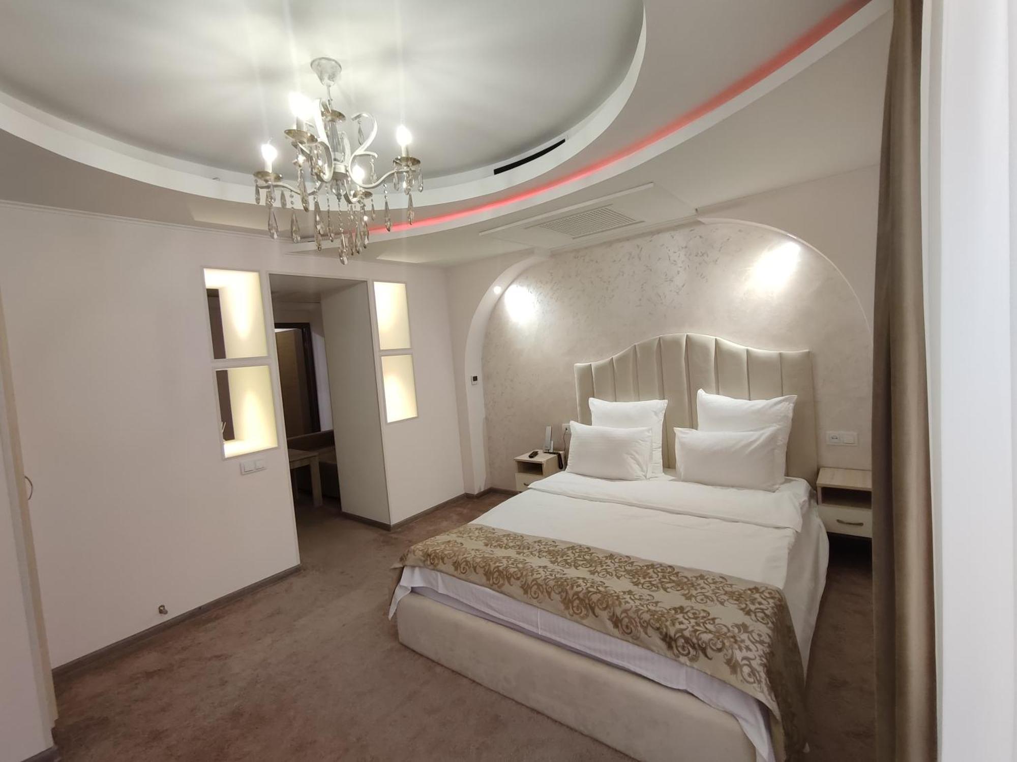 Delin Hotel And Tours Erevan Exterior foto
