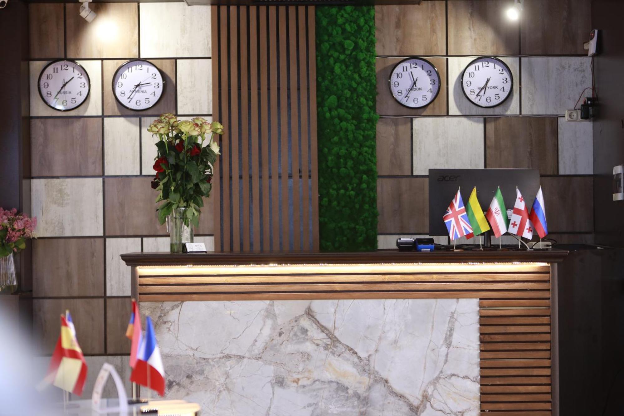 Delin Hotel And Tours Erevan Exterior foto